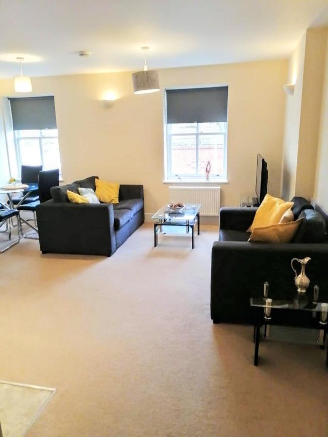 Sapphire Serviced Apartment تْشيلمِسفورد المظهر الخارجي الصورة