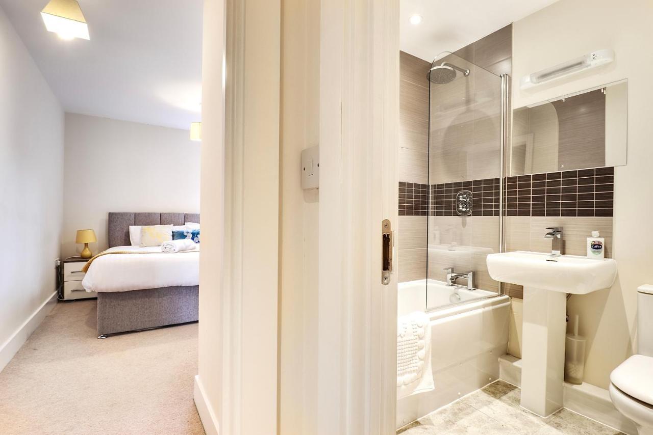 Sapphire Serviced Apartment تْشيلمِسفورد المظهر الخارجي الصورة