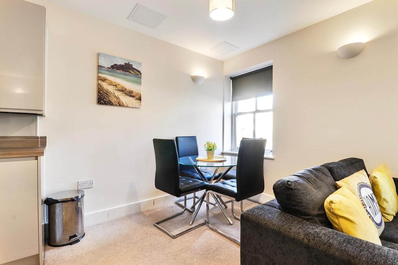 Sapphire Serviced Apartment تْشيلمِسفورد المظهر الخارجي الصورة
