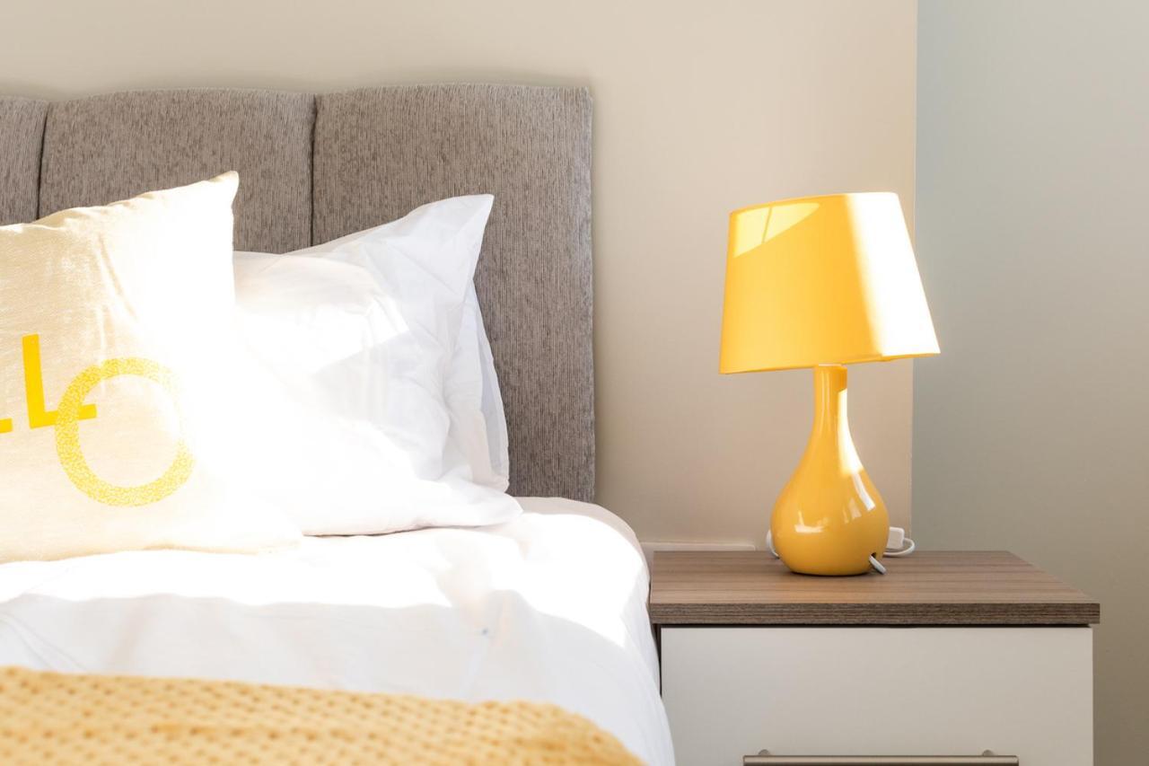 Sapphire Serviced Apartment تْشيلمِسفورد المظهر الخارجي الصورة