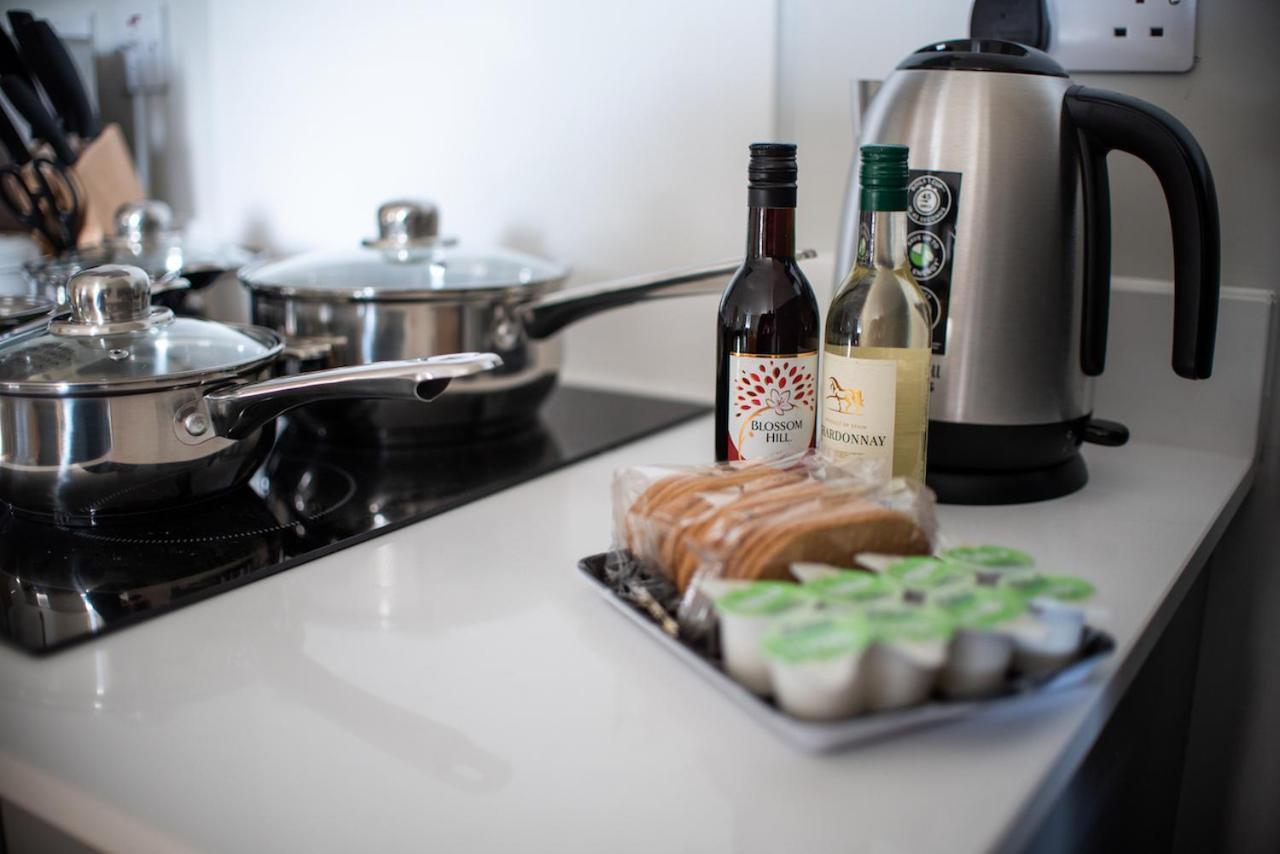Sapphire Serviced Apartment تْشيلمِسفورد المظهر الخارجي الصورة